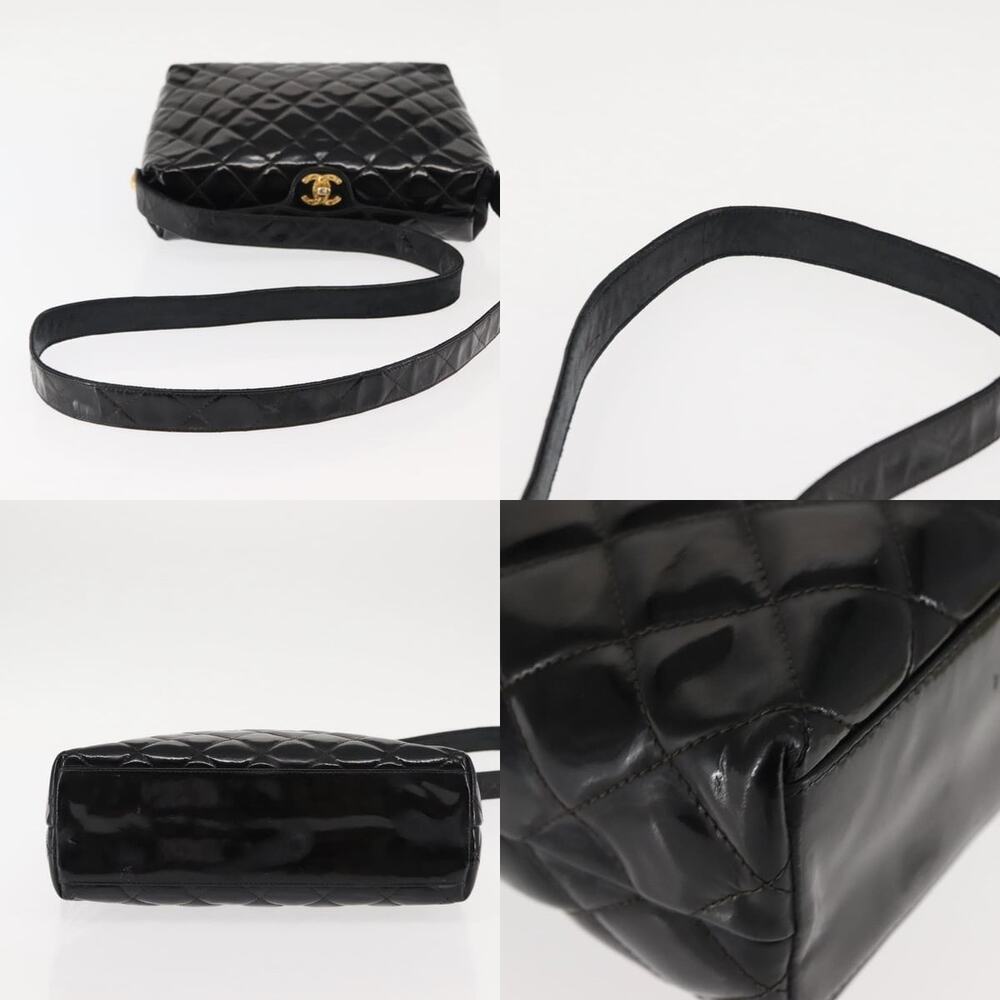Chanel Matelasse Shoulder Bag - Picture 4 of 7